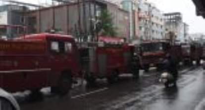 Lucknow News: अवैध वर्कशॉप में लगी आग 12 धमाकों से दहल उठे लोग Fire breaks out in illegal workshop, 12 explosions shock residents