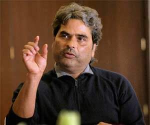 Vishal Bhardwaj: प्राइम वीडियो ने हटा दिया था विशाल भारद्वाज का प्रोजेक्ट, कहा- 'वे नहीं चाहते थे कोई राजनीति' Vishal Bhardwaj reveals Prime Video dropped his Kandahar hijacking project says They Wanted nothing political