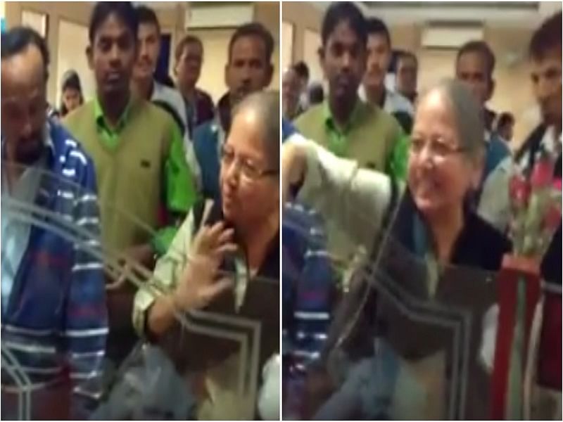 Video of woman giving roses to bank employees in Indiranagar Lucknow