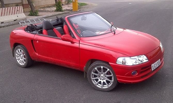 This man has turned his Maruti 800 into a sports car