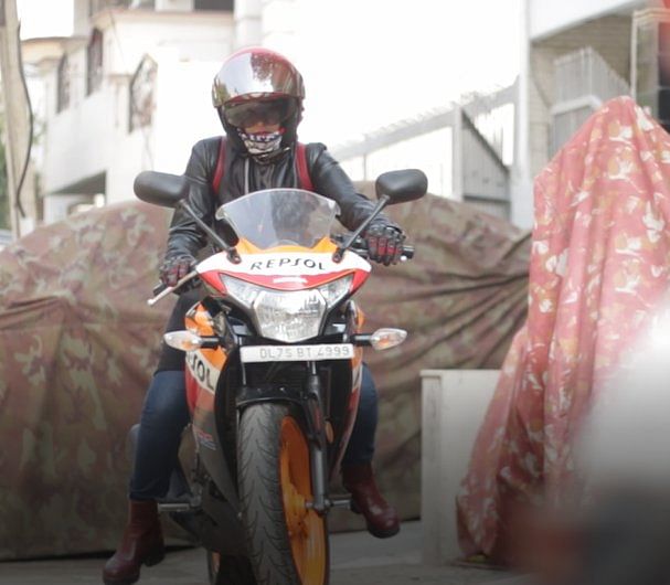 roshni misbah delhi's hizabi biker who aspires to be a professional racer