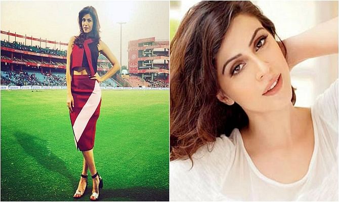 Viral and Trending Salary of some famous IPL Anchors