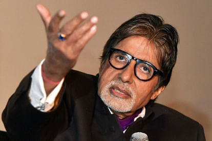 Amitabh Bachchan gets injured while going for open defecation, poster goes viral