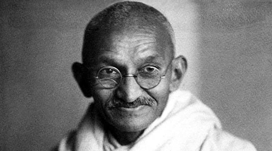 Mahatma Gandhi was cast out of the community, then how did he become a CHATUR BANIYA?