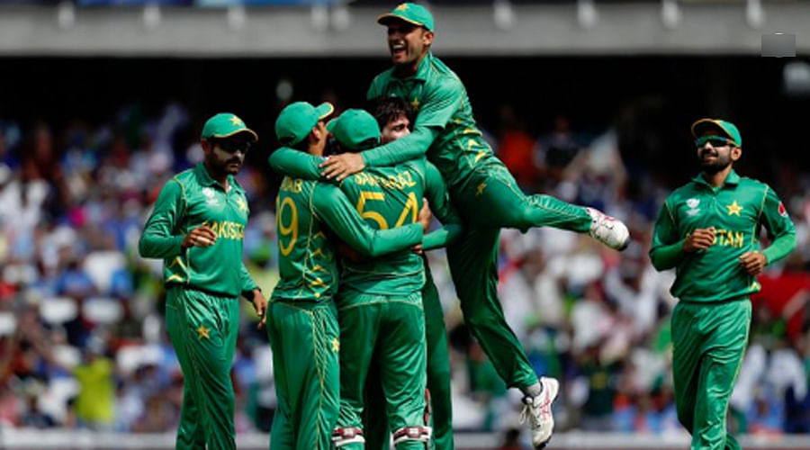 #ICCChampionsTrophy: Bollywood congratulates Pakistan on historic cricket win