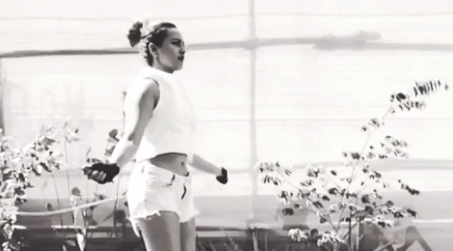 Sonakshi Sinha Shares her hot and fit skipping rope in a recent video