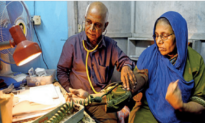 Two rupees doctor who is serving people in Chennai for 44 years
