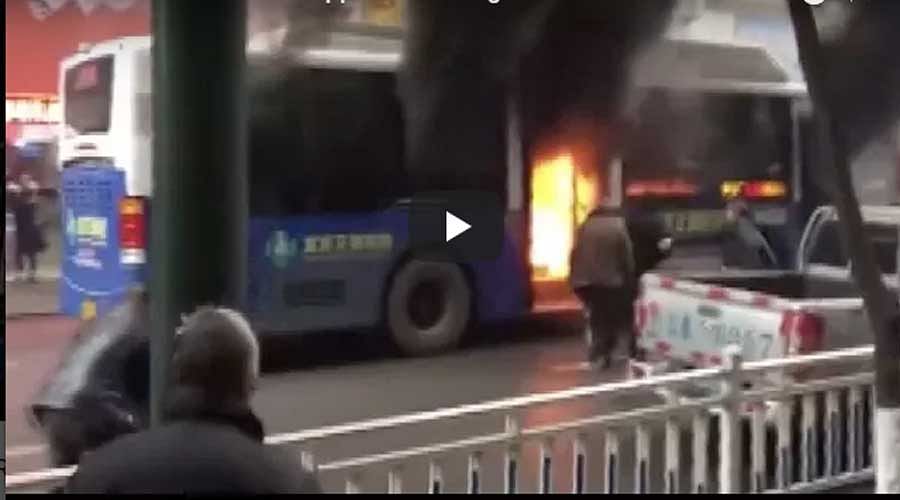 shop owner rescued a woman stuck in burning bus 