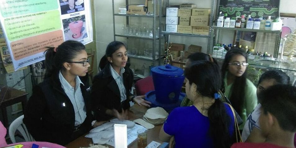 gujarat school girls makes organic sanitary pads with banana fiber