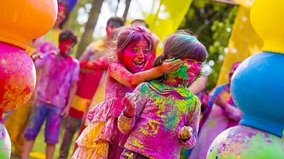 Know about special facts of holi