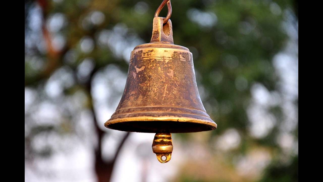 theft caught in temple due to ringing on bell 