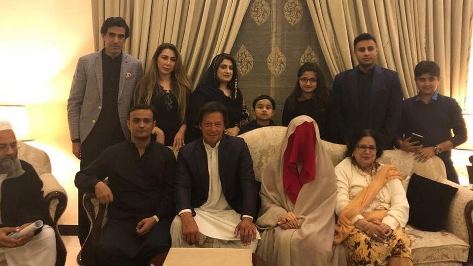 Pakistan PTI chief Imran khan third marrige is in trouble said Pak News Papers 