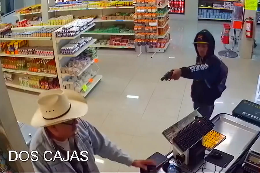 robbery attempt failed on shop