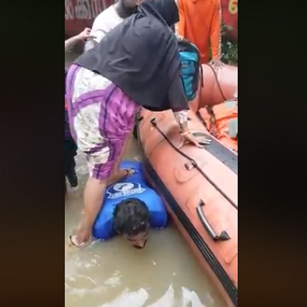 NDRF rescue officer video goes viral on social media