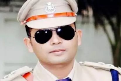 When the constables son became successful IPS