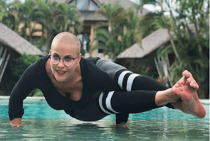 russian Yoga Instructor Marina Vovchenko yoga poses viral on Social Media