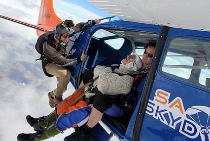 102 Year Old Australian Woman Jumped From 14000 Feet Breaks Skydiving World Record