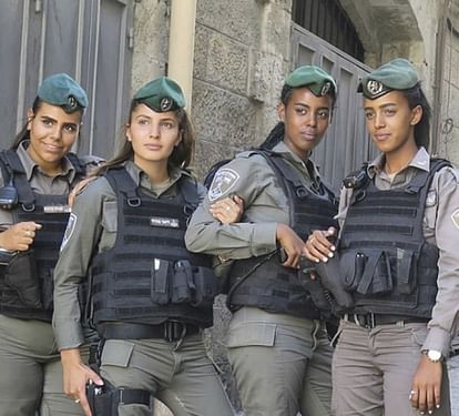 Mandatory for Beautiful Israeli women to serve in military, know more about women in israel