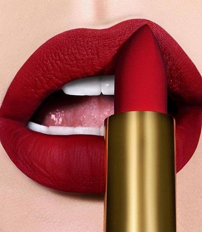 Guerlain's kisskiss gold and diamond lipstick is the most expensive in world lipstick facts