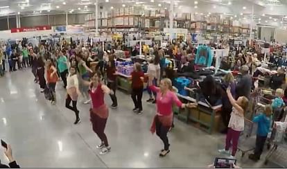queen flim song poora london thumakda bollywood flashmob viral video in shopping complex