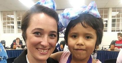 teacher shannon grimm cut her long hair short to save 5 years old student from bully
