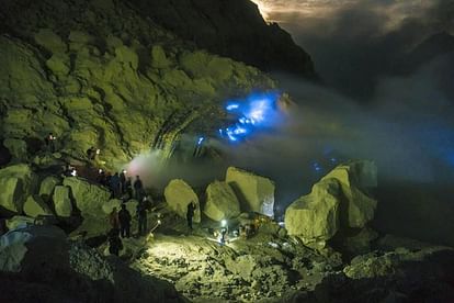 kawah ijen volcano indonesia and dangerous sulphur mining for devils gold