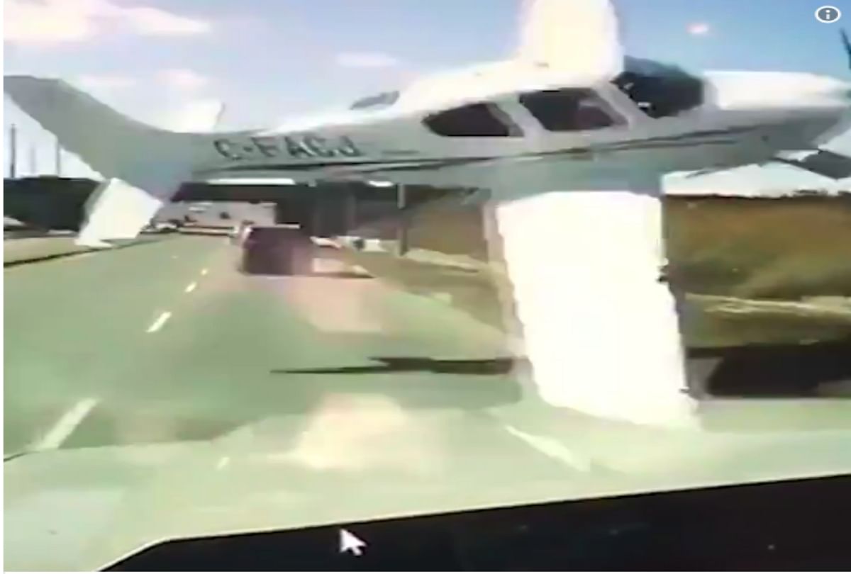 small plane crash in front of truck in Canada video viral
