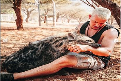 dean schneider from Switzerland man who left job moves south africa to save wild animals