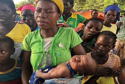woman in mozambique gave birth to miracle baby on mango tree during cyclone