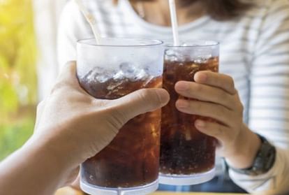 couple over seven years of relationship just for cold drink