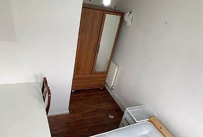 Unique Room on Rent for rs 50 thousand in London it has No Door