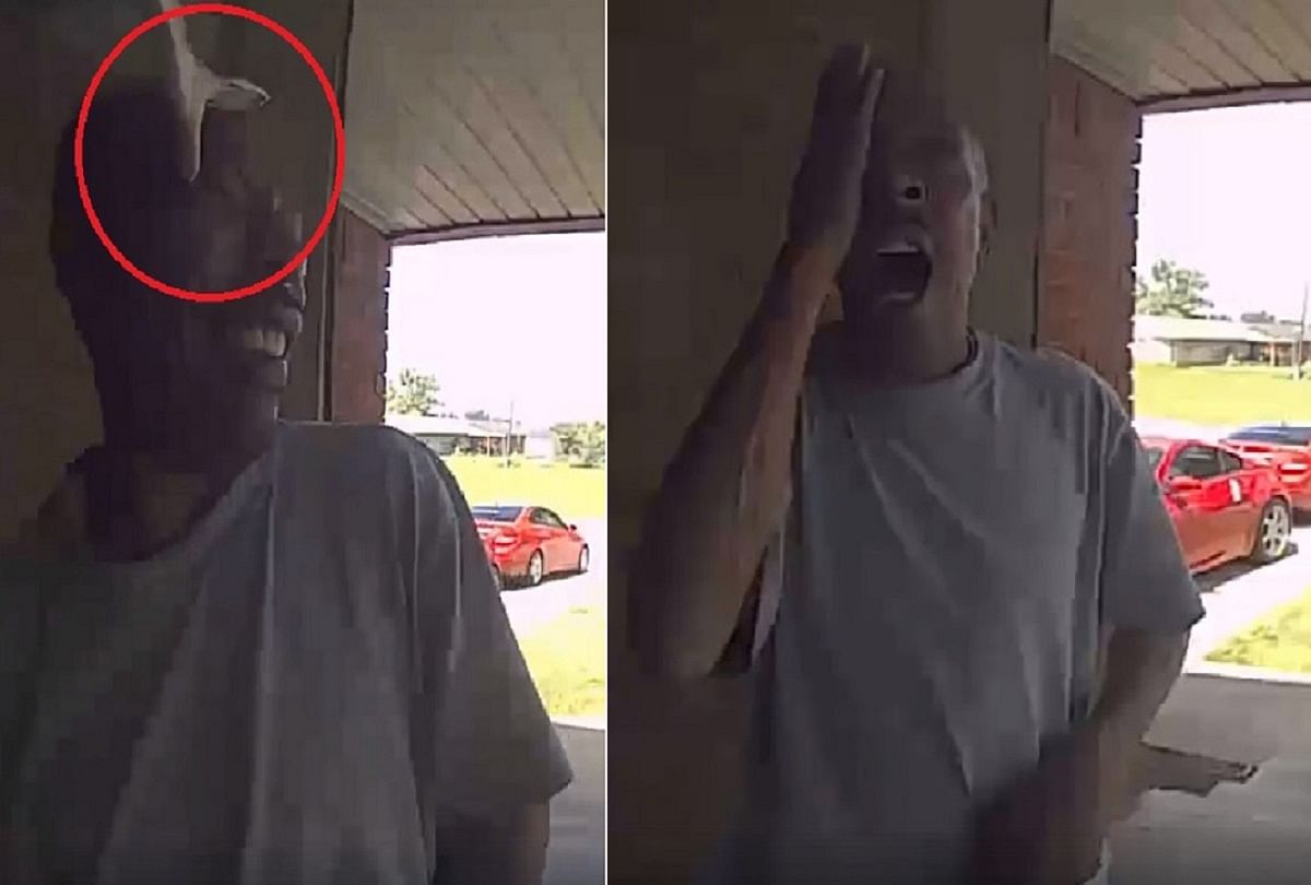 Snake bites a man as soon as he opens the door Video Viral on Social Media