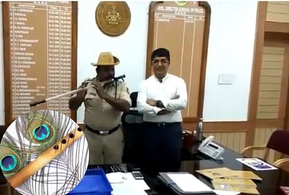 police officer converted his fiber lathi into flute