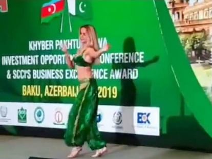 viral video of belly dance in pakistan during investors summit