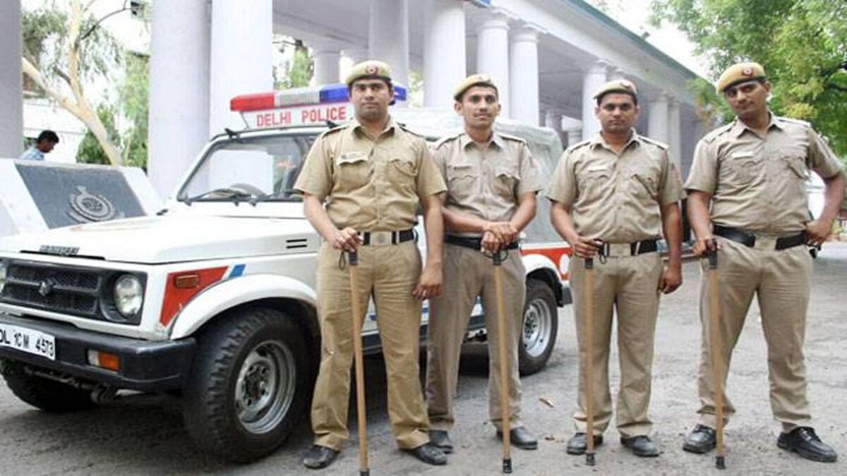 delhi police made special planning to catch thieves