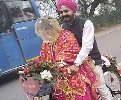 special marriage ceremony in Punjab were groom and and baraat came on bicycles