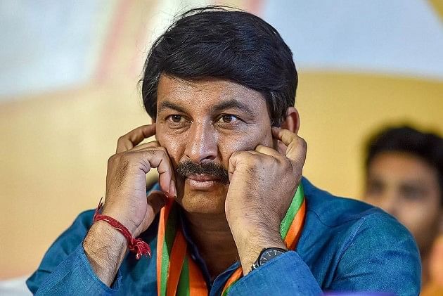 indian navy day manoj tiwari share a photo gets brutally trolled in social media