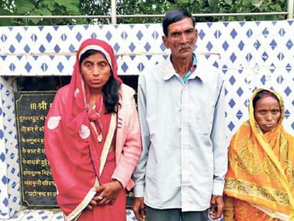Jharkhand 60 year old man married with 35 years old woman