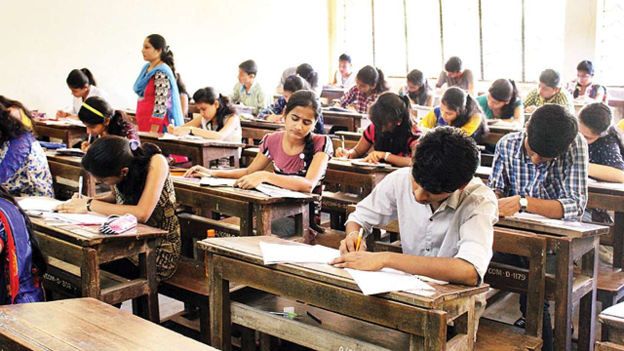 Student offers his bonus marks to classmate who scored lowest in exam