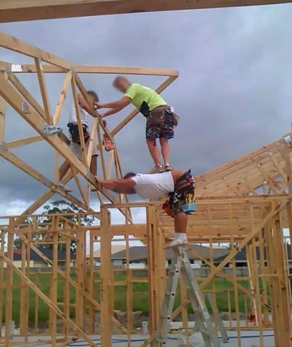 These photos are proof that why women live longer that men