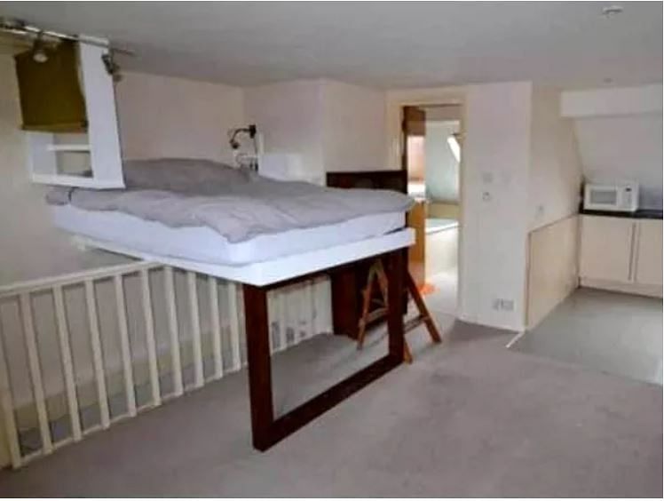 Man set bed on in odd and high risky location for sale his flat