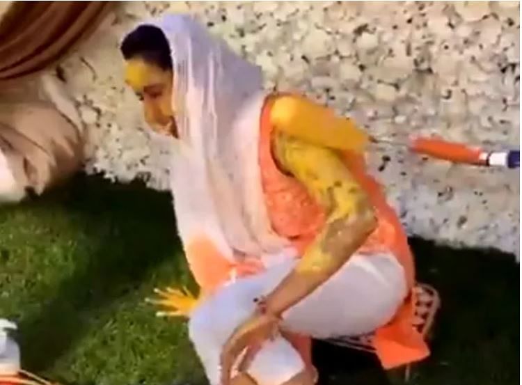 Viral video of haldi ceremony during corona pandemic