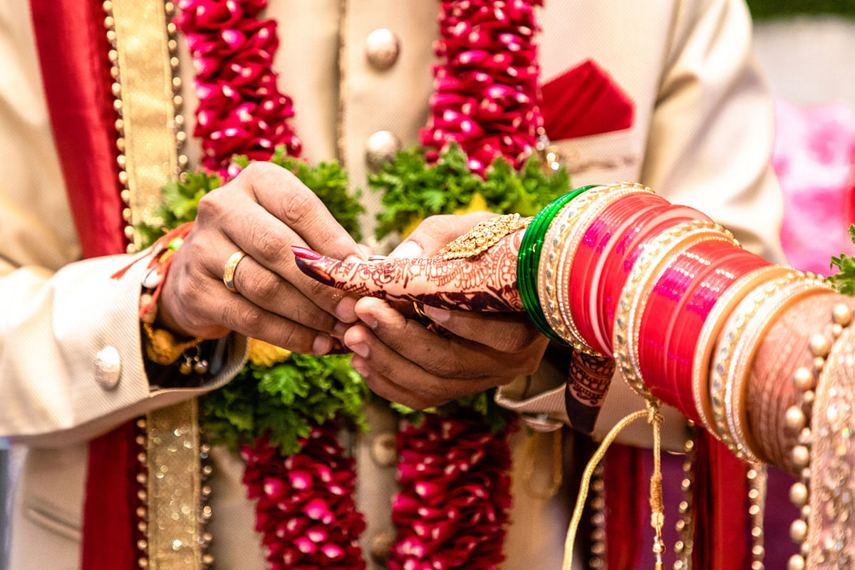 Viral image wedding card qr code for guests make money transfer