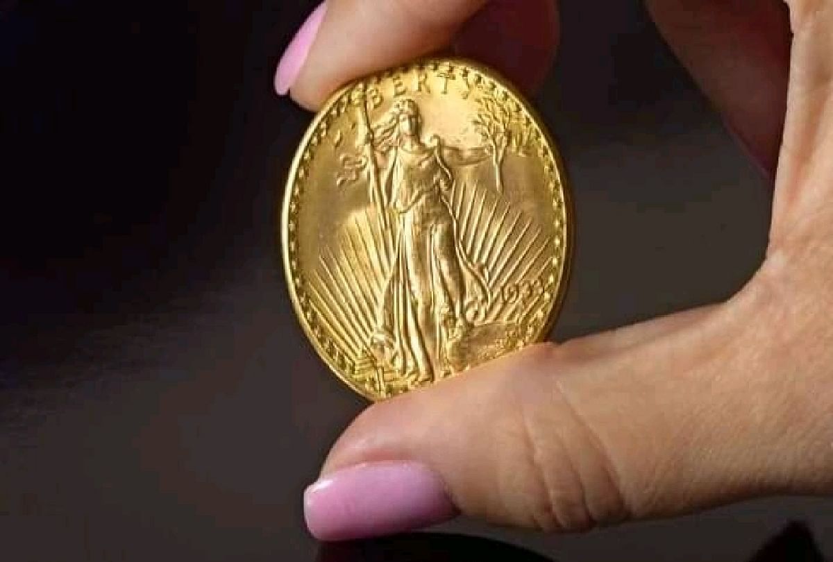 A rare double Eagle gold coin sold in 18.9 million dollar at an auction in New York