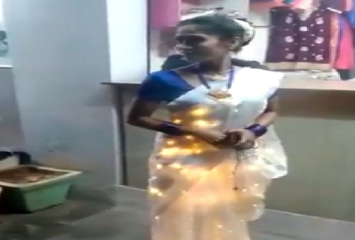 diwali 2021 woman wearing saree with light video goes viral on social media