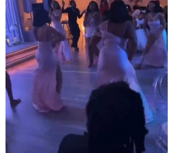 bride strange dance in her wedding relative got shocked video goes viral on social media