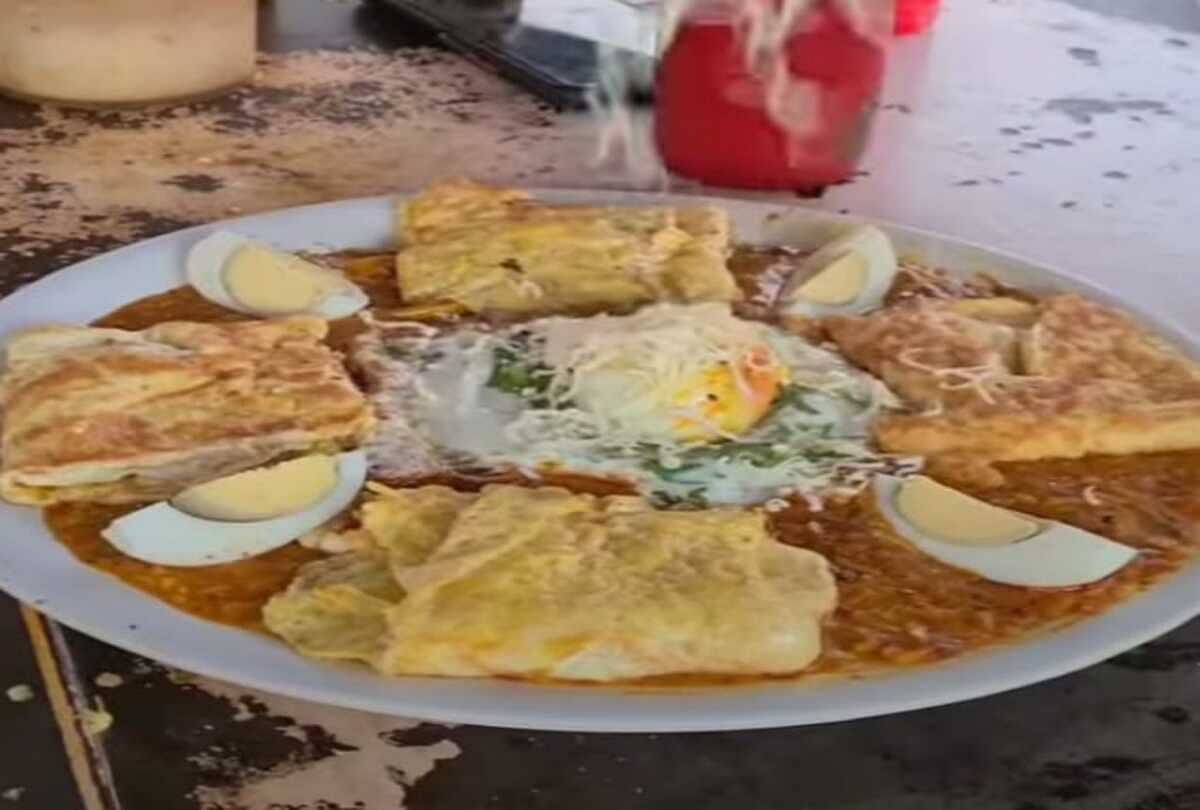 Very shocking egg recipe king kong omelette watching this viral video on social media