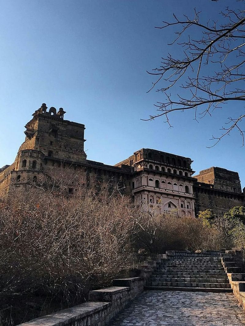 mysterious garh kundar fort where suddenly disappeared entire baraat know interesting facts