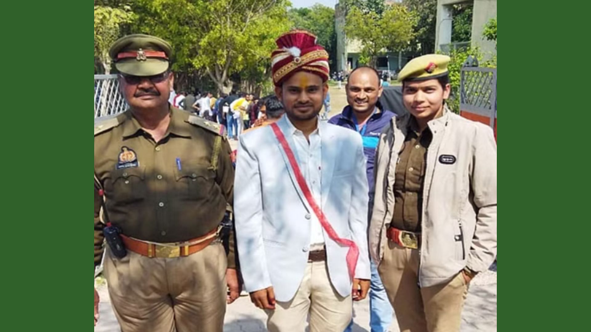 Groom to be stops at Mahoba to appear for the UP Police constable recruitment exam