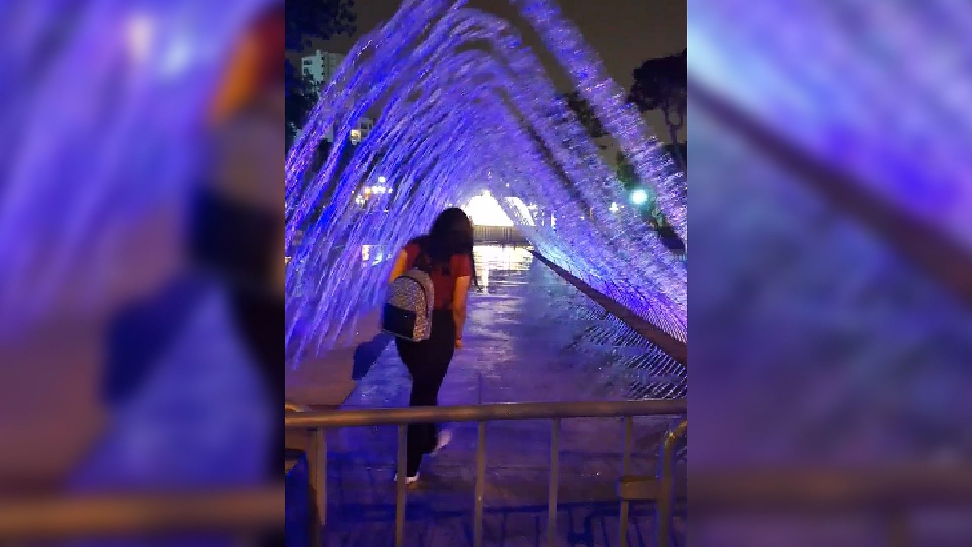 Viral Video: woman goes in fountain but gets wet video goes viral